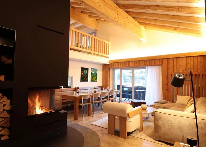 For 12 People - Renovated Duplex Appartement